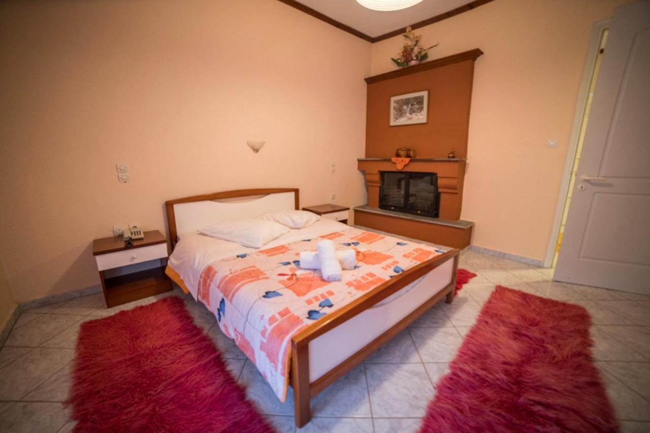 Hotel Ξενοδοχειο Παπαναγιωτου Neraïdochóri Exteriér fotografie