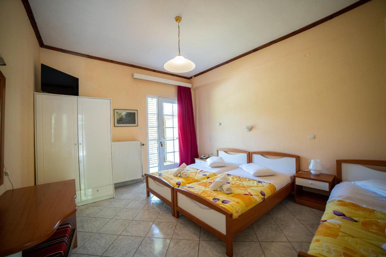 Hotel Ξενοδοχειο Παπαναγιωτου Neraïdochóri Exteriér fotografie