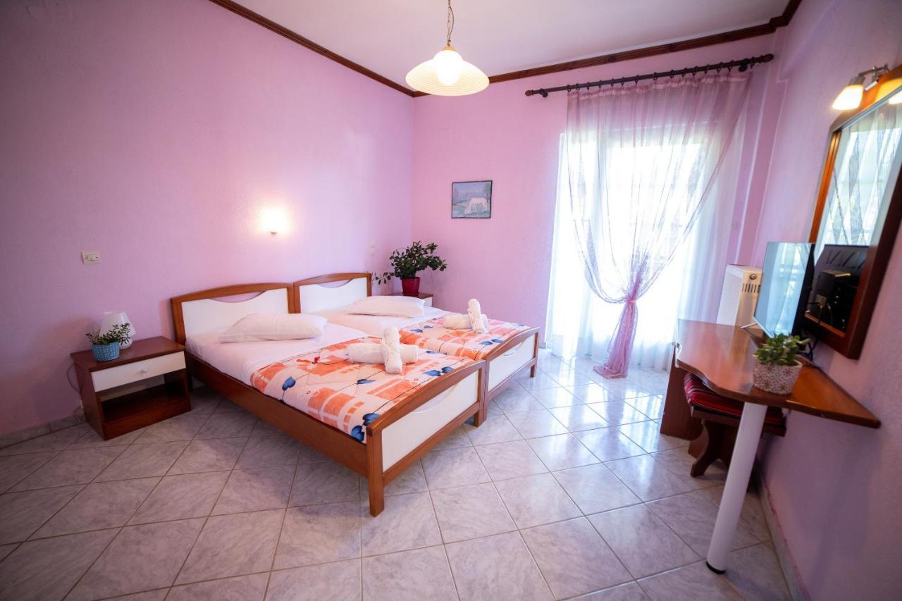 Hotel Ξενοδοχειο Παπαναγιωτου Neraïdochóri Exteriér fotografie